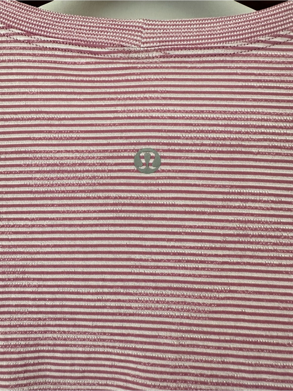 Like New Lululemon Swiftly Long Sleeve Size 10 - Picture 4 of 6